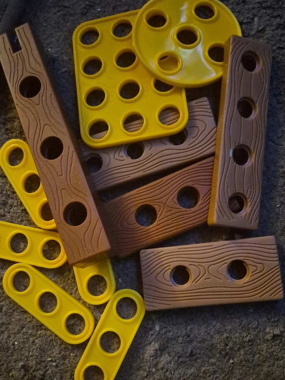 TOOL BOX LOT 64 PIECES